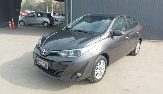 Toyota • Yaris