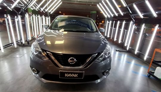 Nissan • Sentra