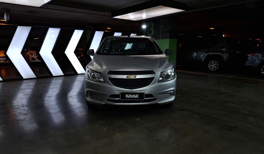 Chevrolet Onix 1.4 LT Hatchback 2013