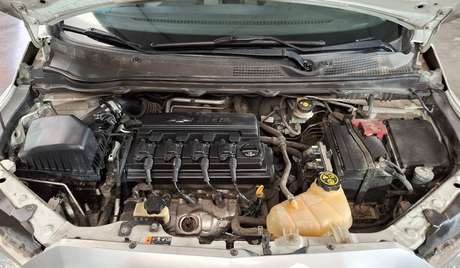 Chevrolet Onix 1.4 LT Hatchback 2013