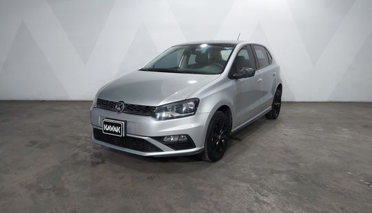 Volkswagen • Polo