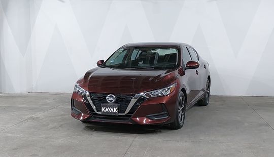 Nissan • Sentra