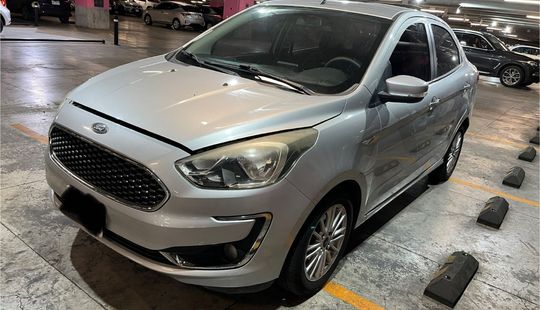 Ford • Figo
