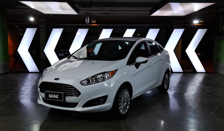 Ford Fiesta Kinetic Design 1.6 TITANIUM Sedan 2018