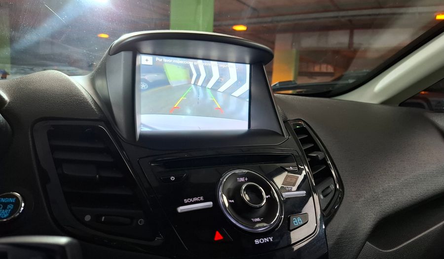 Ford Fiesta Kinetic Design 1.6 TITANIUM Sedan 2018