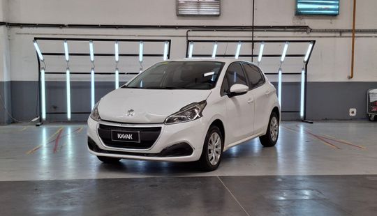 Peugeot • 208