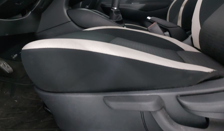 Nissan Versa 1.6 ADVANCE Sedan 2022