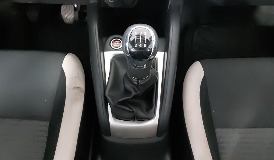 Nissan Versa 1.6 ADVANCE Sedan 2022