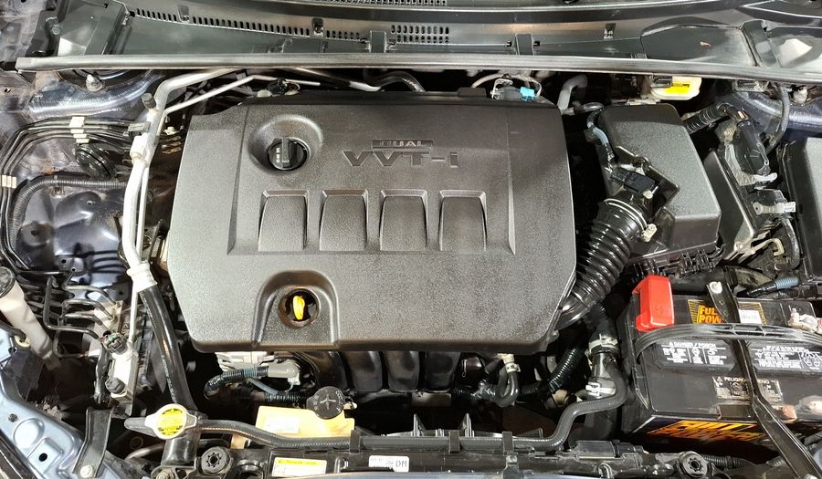 Toyota Corolla 1.8 LE CVT Sedan 2015