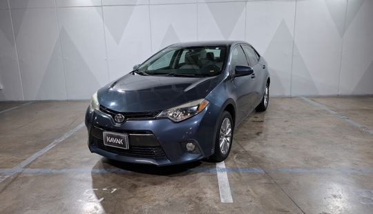 Toyota • Corolla