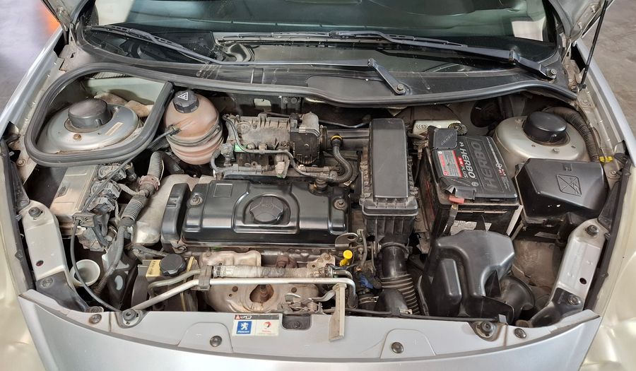 Peugeot 207 1.4 XR COMPACT Hatchback 2011