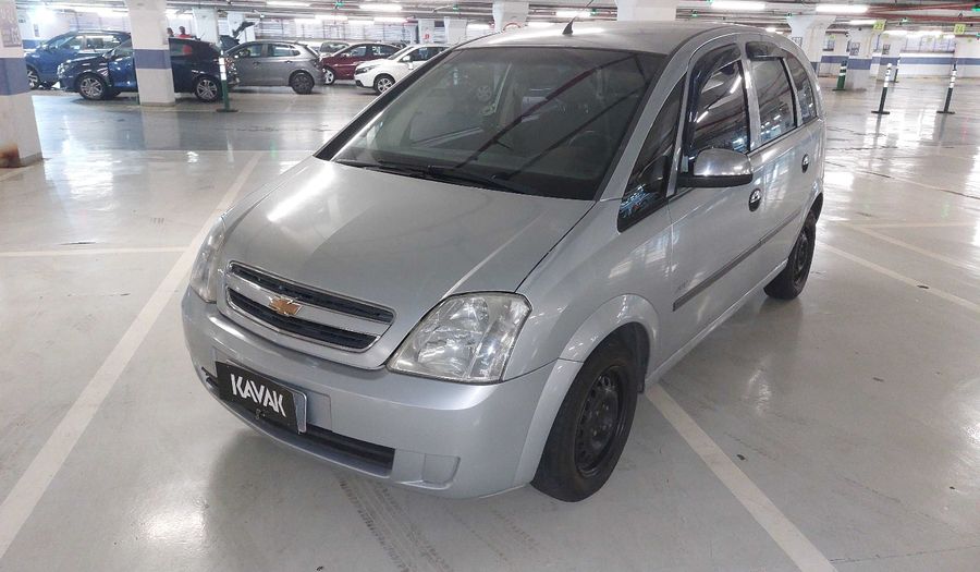 Chevrolet Meriva MPFI JOY Hatchback 2011