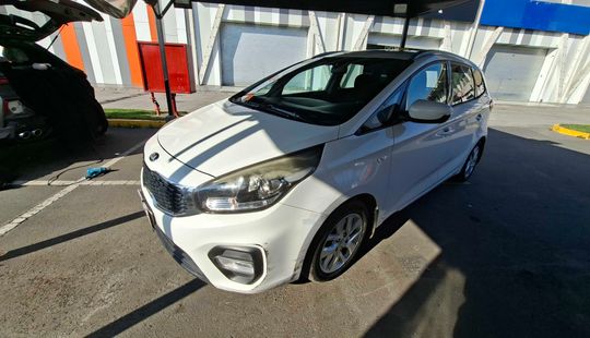 Kia • Carens