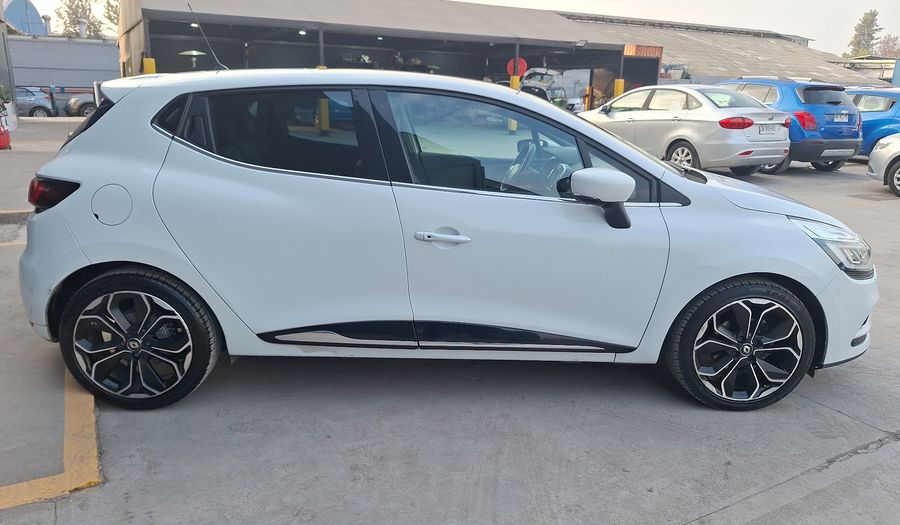 Renault Clio 0.9T DYNAMIQUE Hatchback 2019