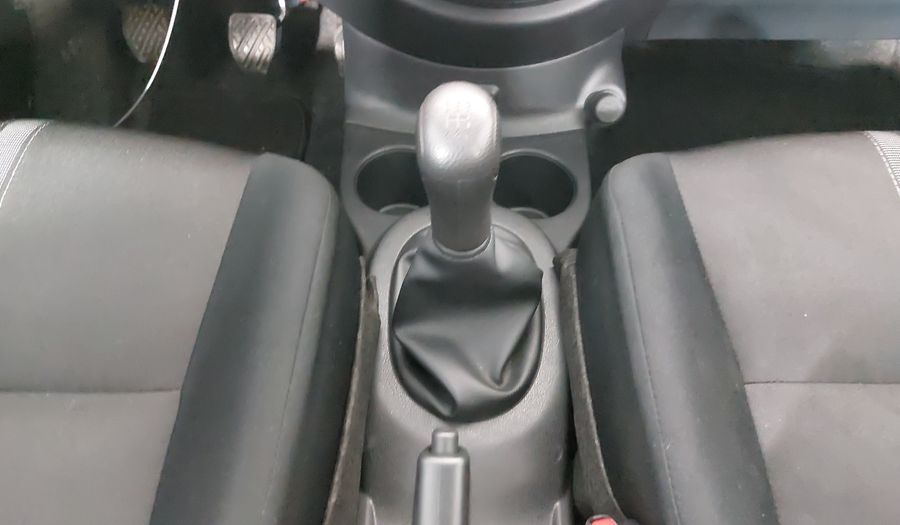 Nissan V-drive 1.6 V-DRIVE A/C AUDIO Sedan 2024