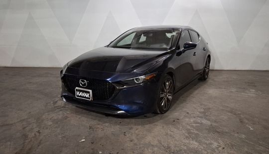Mazda • Mazda 3