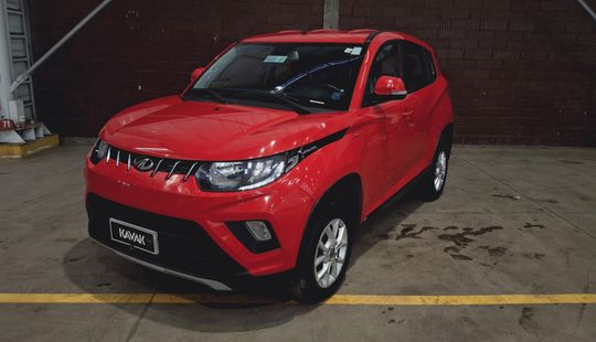 Mahindra • Kuv 100