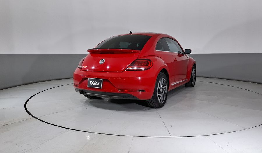 Volkswagen Beetle 2.5 SOUND AUTO Hatchback 2018