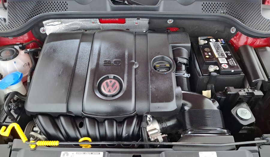 Volkswagen Beetle 2.5 SOUND AUTO Hatchback 2018