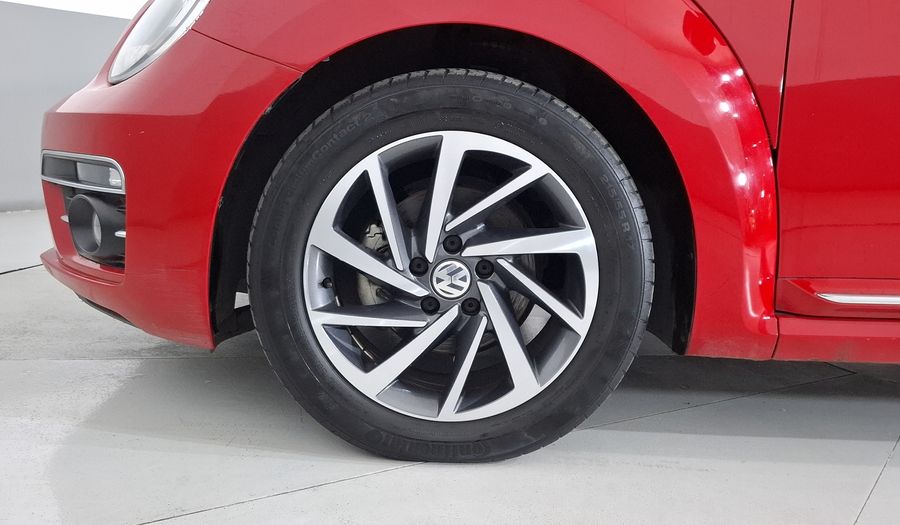 Volkswagen Beetle 2.5 SOUND AUTO Hatchback 2018