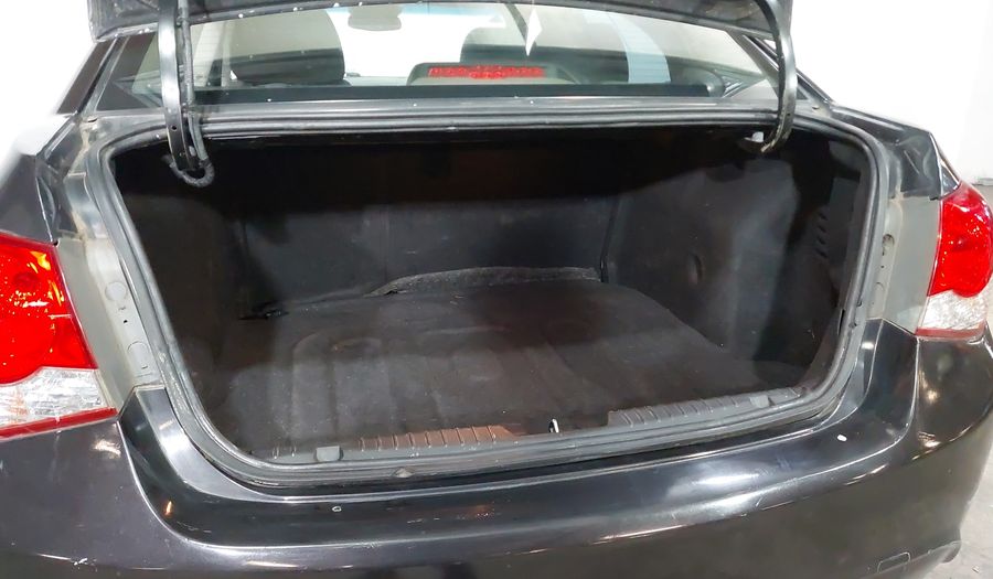 Chevrolet Cruze 1.8 1LS A Sedan 2013