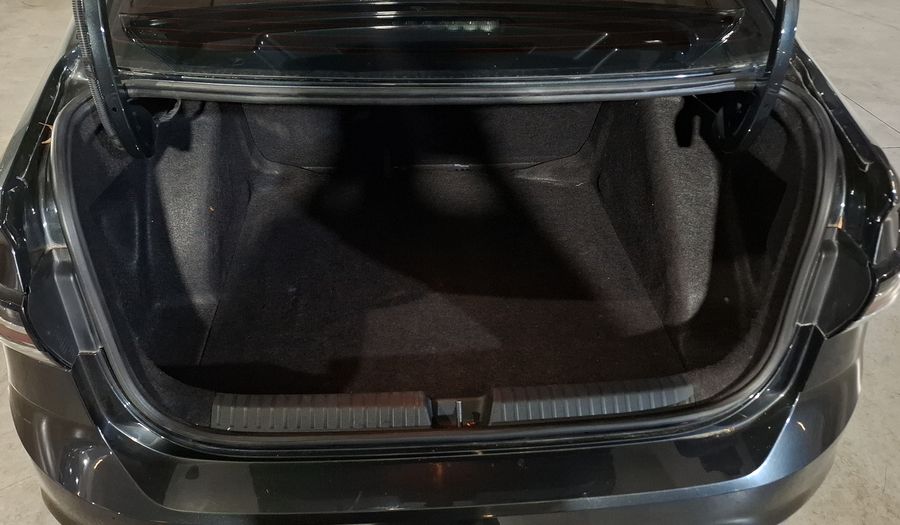 Volkswagen Virtus 1.0 HIGHLINE AUTO Sedan 2023