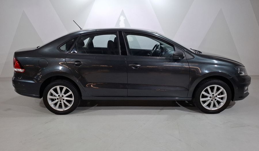 Volkswagen Vento 1.6 HIGHLINE Sedan 2019