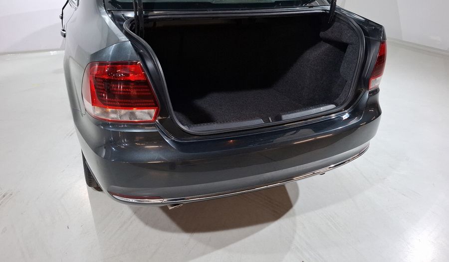 Volkswagen Vento 1.6 HIGHLINE Sedan 2019