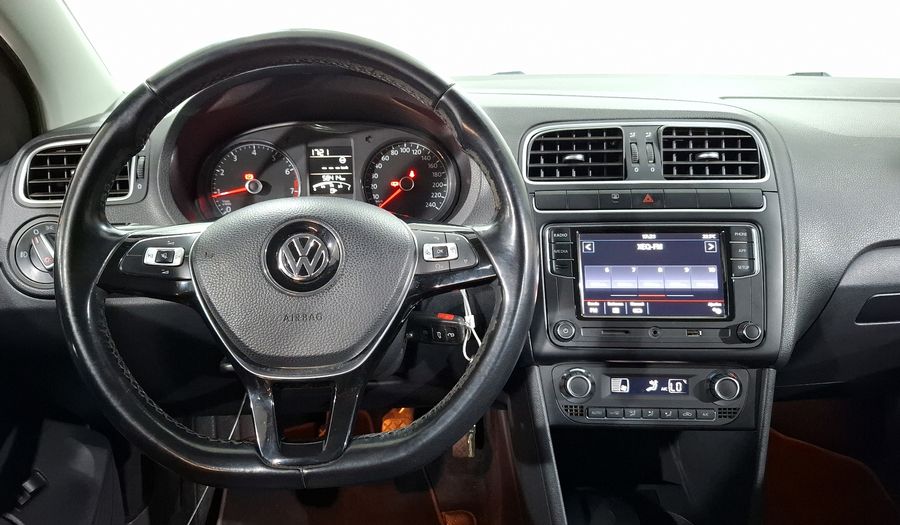 Volkswagen Vento 1.6 HIGHLINE Sedan 2019