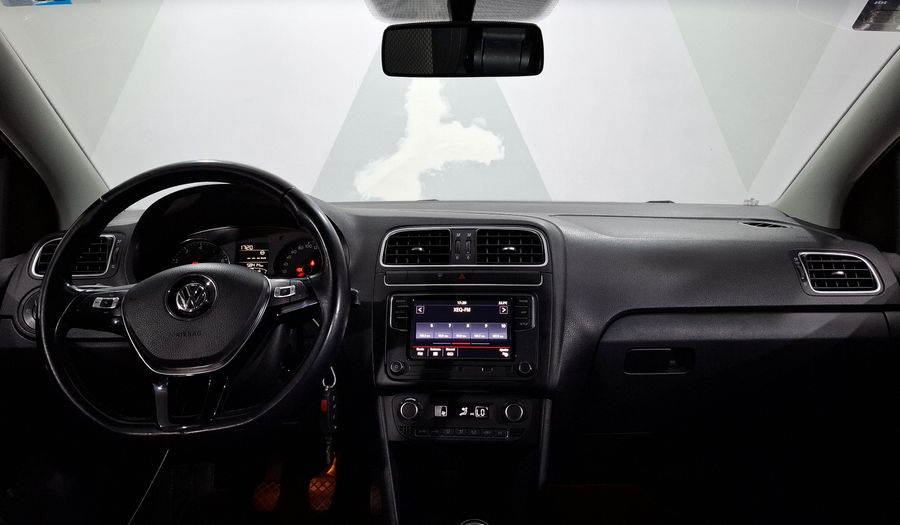 Volkswagen Vento 1.6 HIGHLINE Sedan 2019