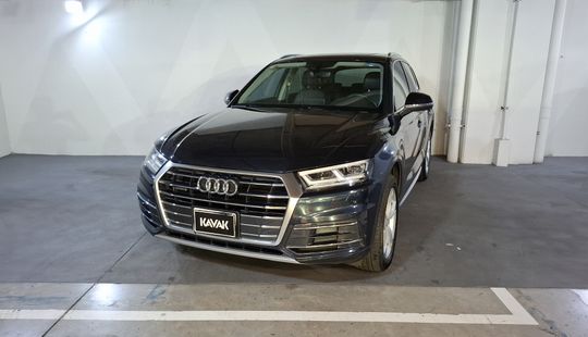 Audi • Q5