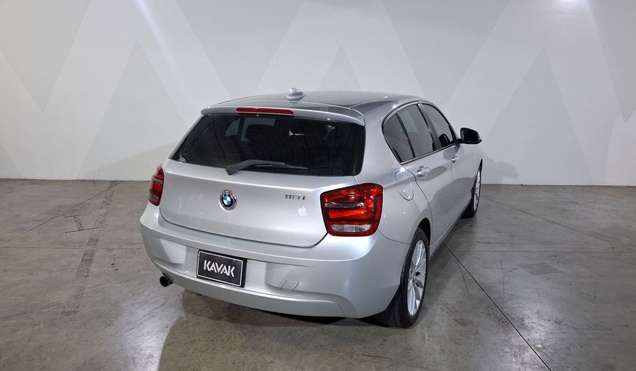 Bmw Serie 1 1.6 118IA Hatchback 2015