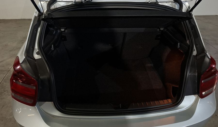 Bmw Serie 1 1.6 118IA Hatchback 2015