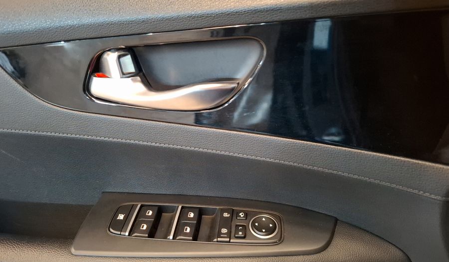 Kia Forte 2.0 EX IVT Hatchback 2022