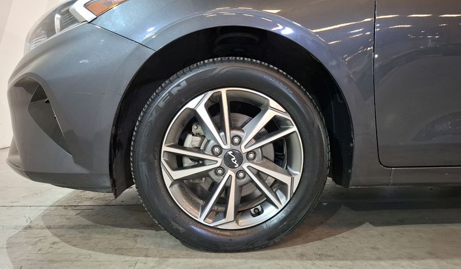 Kia Forte 2.0 EX IVT Hatchback 2022