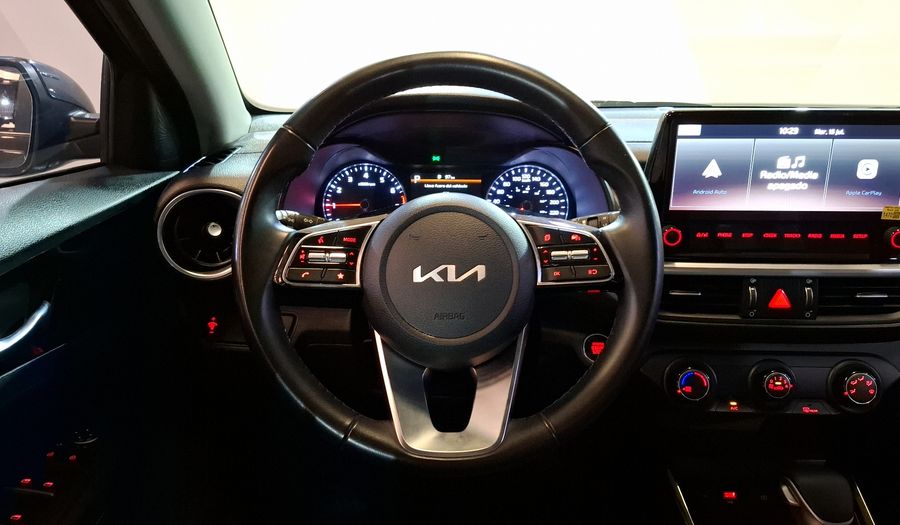 Kia Forte 2.0 EX IVT Hatchback 2022