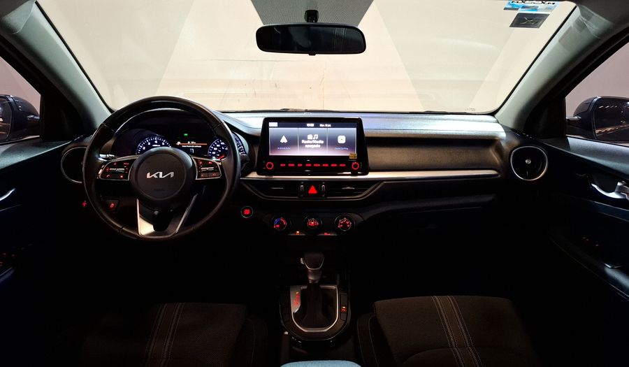 Kia Forte 2.0 EX IVT Hatchback 2022
