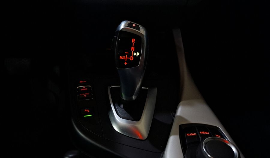 Bmw Serie 2 2.0 220IA Coupe 2015