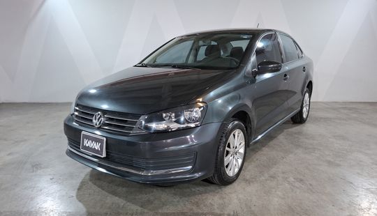 Volkswagen • Vento