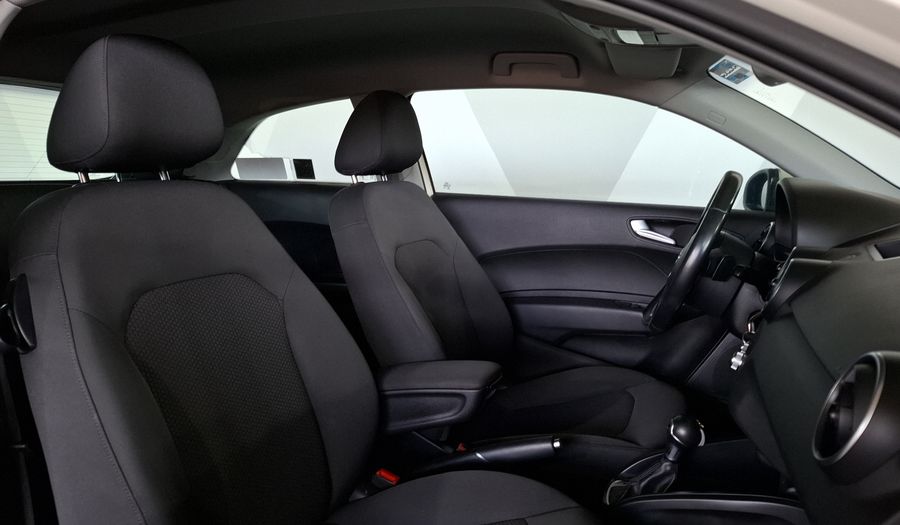 Audi A1 1.4 TFSI COOL S TRONIC Hatchback 2015