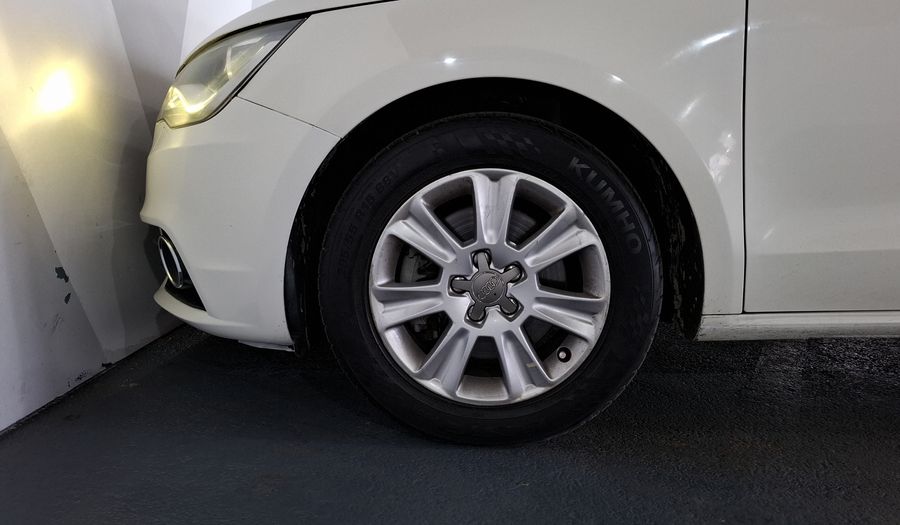 Audi A1 1.4 TFSI COOL S TRONIC Hatchback 2015