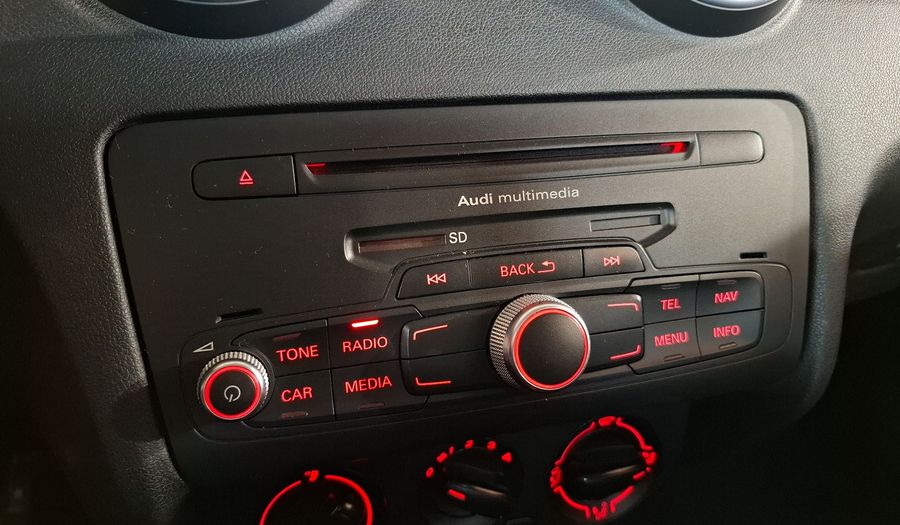 Audi A1 1.4 TFSI COOL S TRONIC Hatchback 2015