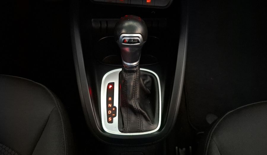 Audi A1 1.4 TFSI COOL S TRONIC Hatchback 2015
