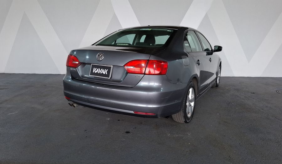 Volkswagen Jetta 2.5 STYLE ACTIVE TIPTRONIC Sedan 2014