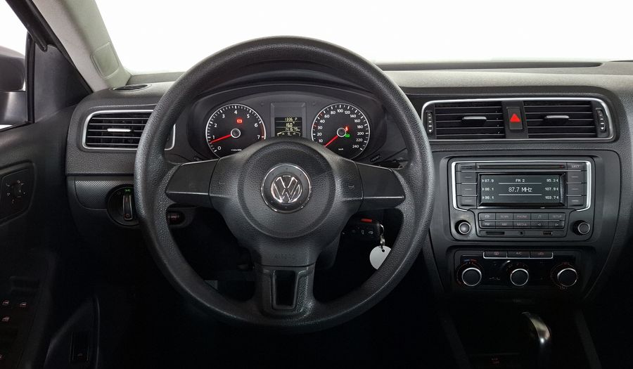 Volkswagen Jetta 2.5 STYLE ACTIVE TIPTRONIC Sedan 2014