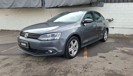 Volkswagen • Vento
