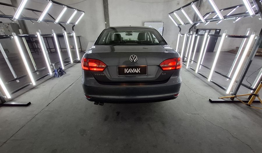 Volkswagen Vento 2.5 LUXURY TIPTRONIC Sedan 2013