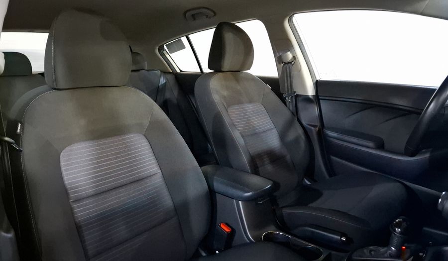 Kia Forte 2.0 EX AUTO Hatchback 2018