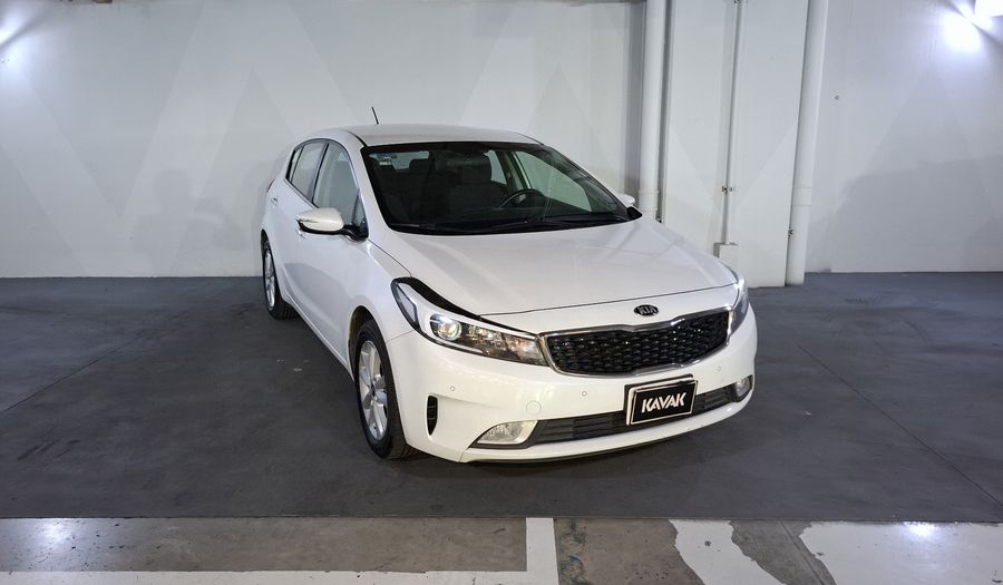 Kia Forte 2.0 EX AUTO Hatchback 2018