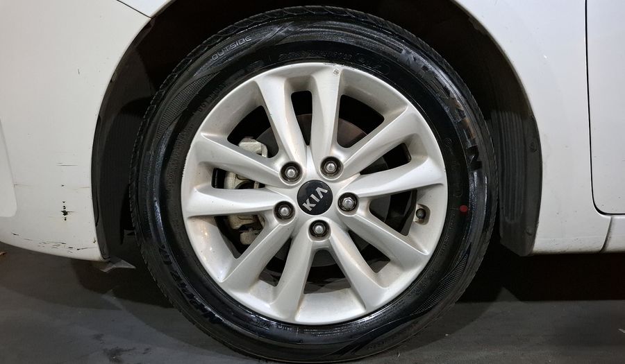 Kia Forte 2.0 EX AUTO Hatchback 2018